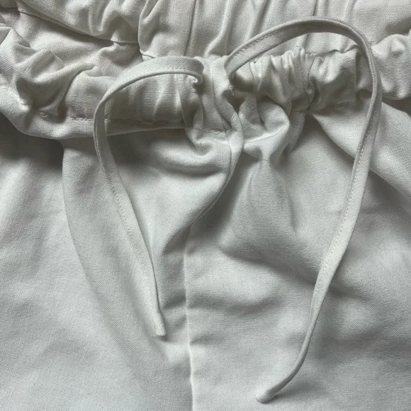 Commense White Ruffle Drawstring Shorts - Picture 3 of 4